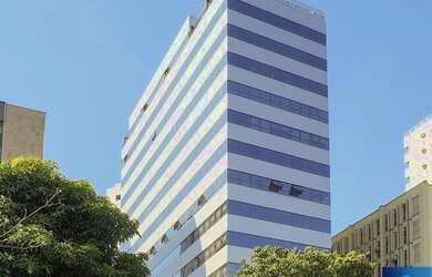 Imagem: O depósito possui 4 Vagas na garagem e 312m² de Área e está