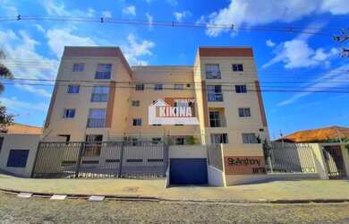 Imagem: O apartamento possui 3 Dormitórios, 1 Banheiro, 2 Vagas na