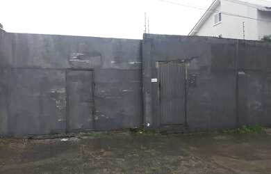 Imagem: O depósito possui 400m² de Área e está localizado em Navegantes