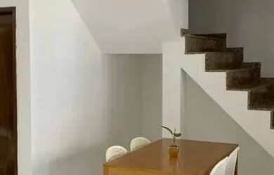 Imagem: A casa em condomínio possui 4 Dormitórios, 3 Banheiros, 2