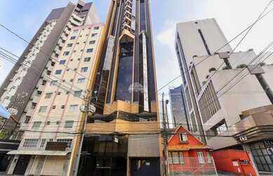 Imagem: O depósito possui 1 Vaga na garagem, 57m² de Área e está