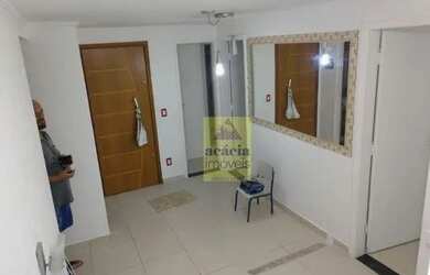 Imagem: O apartamento possui 3 Dormitórios, 1 Banheiro, 1 Vaga na garagem