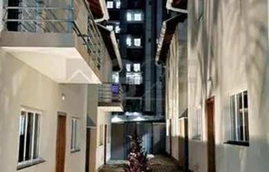 Imagem: A casa em condomínio possui 2 Dormitórios, 2 Banheiros, 1