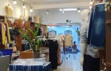 Imagem 3: OPORTUNIDADE PASSO PONTO Loja de roupas montada no centro de Mateus Leme,...