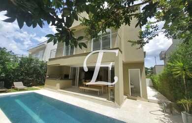 Imagem: A casa em condomínio possui 5 Dormitórios, 5 Banheiros, 4