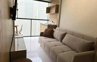 Imagem: O apartamento possui 1 Dormitório, 1 Banheiro, 1 Vaga na garagem