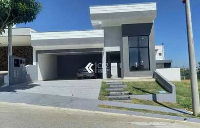 Imagem: A casa em condomínio possui 3 Dormitórios, 3 Banheiros, 4