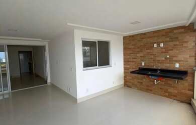 Imagem: O apartamento possui 3 Dormitórios, 1 Banheiro, 2 Vagas na