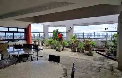 Imagem: O apartamento na cobertura possui 4 Dormitórios, 2 Banheiros