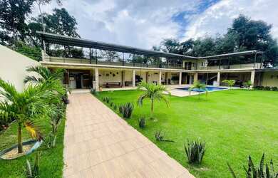 Imagem: A chácara possui 900m² de Área e está localizado em Tarumã