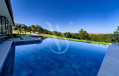 Imagem 2: Casa com 5 suítes no FAZENDA SERRAZUL por R$ 4.900.000 e Locação R$28.000,0