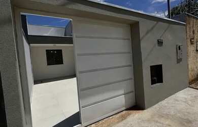 Imagem: A casa possui 2 Dormitórios, 2 Banheiros, 50m² de Área e