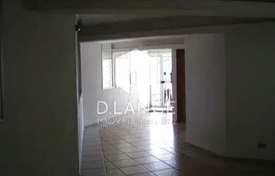 Imagem: O apartamento possui 1 Dormitório, 2 Banheiros, 1 Vaga na garagem