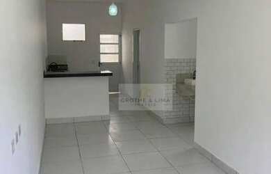 Imagem: A casa possui 2 Dormitórios, 1 Banheiro, 1 Vaga na garagem