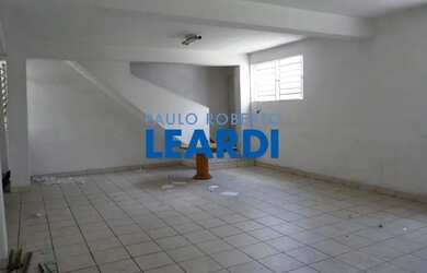 Imagem: O depósito possui 837m² de Área e está localizado em Centro