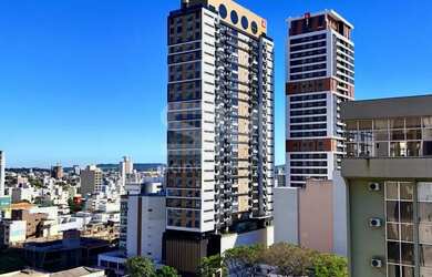 Imagem: O apartamento possui 1 Dormitório, 1 Banheiro, 1 Vaga na garagem