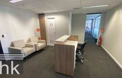 Imagem: O depósito possui 5 Vagas na garagem, 280m² de Área, Imóvel