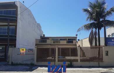 Imagem: A casa possui 3 Dormitórios, 2 Banheiros, 107m² de Área e