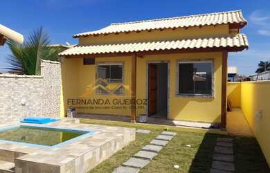 Imagem: A casa possui 1 Dormitório, 1 Banheiro, 1 Vaga na garagem