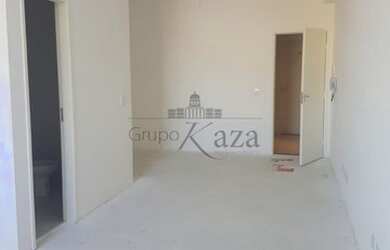 Imagem: O depósito possui 1 Vaga na garagem, 36m² de Área e está