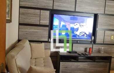 Imagem: O apartamento possui 2 Dormitórios, 1 Banheiro, 1 Vaga na garagem