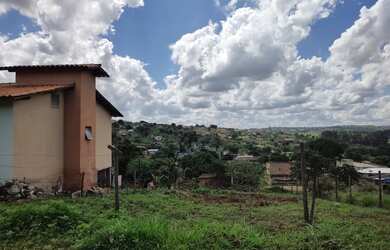 Imagem 7: Lote/Terrenos murados com muito verde ao redor em Matozinhos/MG