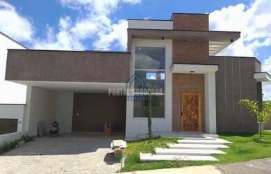 Imagem: A casa em condomínio possui 4 Dormitórios, 4 Banheiros, 4