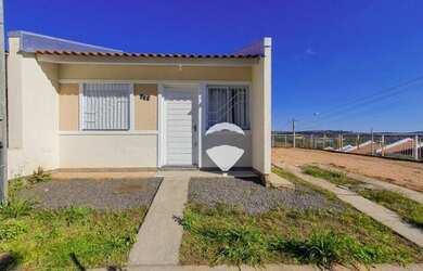 Imagem 4: Casa 2 dorm de esquina. 43m² de Área, 2 Vagas na garageme2 Dormitórios