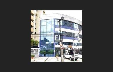 Imagem: O depósito possui 5 Vagas na garagem e 800m² de Área e está