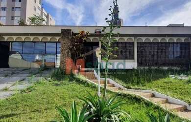 Imagem: O depósito possui 1 Vaga na garagem, 290m² de Área e está