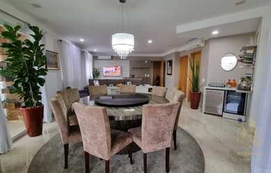 Imagem: O apartamento possui 3 Dormitórios, 5 Banheiros, 4 Vagas na