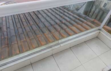 Imagem: A casa possui 2 Dormitórios, 2 Banheiros, 1 Vaga na garagem