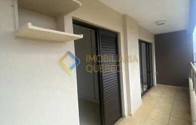 Imagem: O apartamento possui 2 Dormitórios, 2 Banheiros, 2 Vagas na