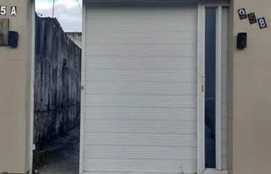 Imagem: A casa possui 2 Dormitórios, 1 Banheiro e está localizado