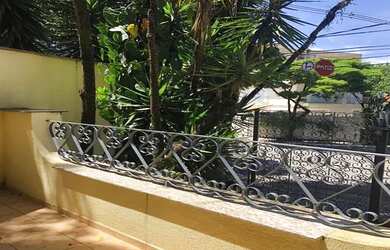 Imagem 5: Sobrado com 400 m², Piscina e churrasqueira