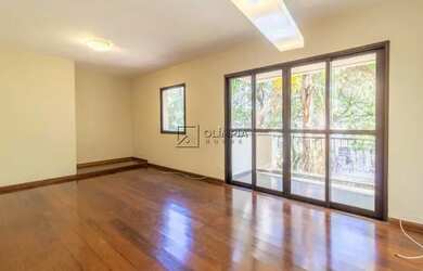 Imagem: O apartamento possui 4 Dormitórios, 4 Banheiros, 2 Vagas na