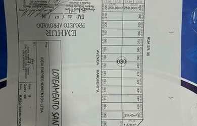 Imagem: O terreno possui 341m² de Área e está localizado em Murilo