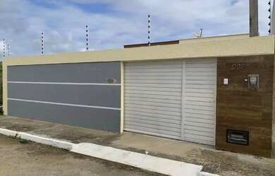 Imagem: A casa possui 2 Dormitórios, 2 Banheiros, 1 Vaga na garagem