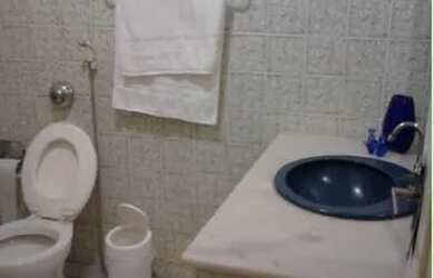 Imagem 12: Casarão na Imbiribeira. 450m² de Área, 4 Vagas na garageme5 Dormitórios