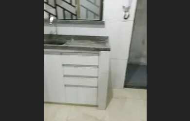 Imagem: A casa possui 1 Dormitório, 1 Banheiro e está localizado