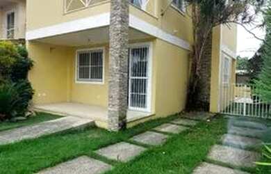 Imagem: A casa em condomínio possui 3 Dormitórios, 3 Banheiros, 2