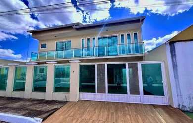 Imagem 1: Casa de Alto Padrão no Condomínio Gran Ville, Região dos Lagos(Grande Colorado