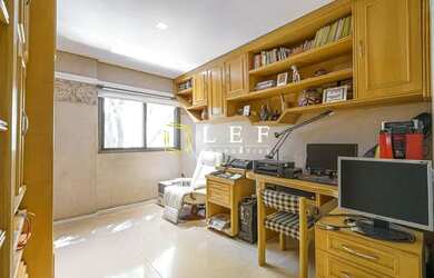 Imagem 16: Apartamento Alto Padrão. 250m² de Área, 3 Vagas na garageme4 Dormitórios