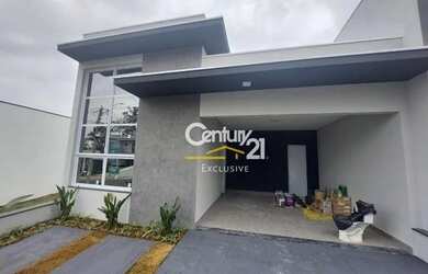 Imagem: A casa em condomínio possui 3 Dormitórios, 4 Banheiros, 3