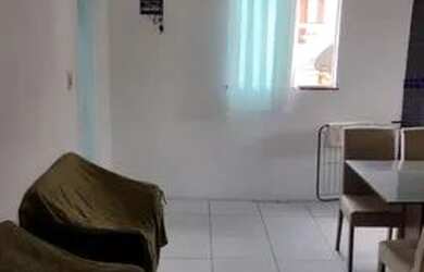 Imagem: A casa possui 2 Dormitórios, 2 Banheiros, 1 Vaga na garagem