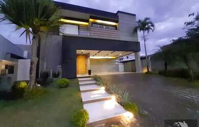 Imagem: A casa em condomínio possui 4 Dormitórios, 5 Banheiros, 1