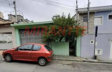 Imagem: A casa possui 2 Dormitórios, 2 Banheiros, 1 Vaga na garagem