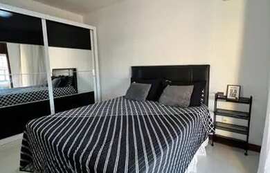 Imagem 7: A casa fica localizada em condomínio fechado em uma área nobre do Itaigara