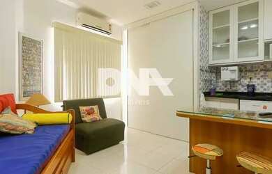 Imagem: A kitnet possui 1 Banheiro, 30m² de Área, Imóvel mobiliado