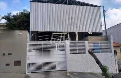 Imagem: O depósito possui 5 Vagas na garagem, 400m² de Área e está